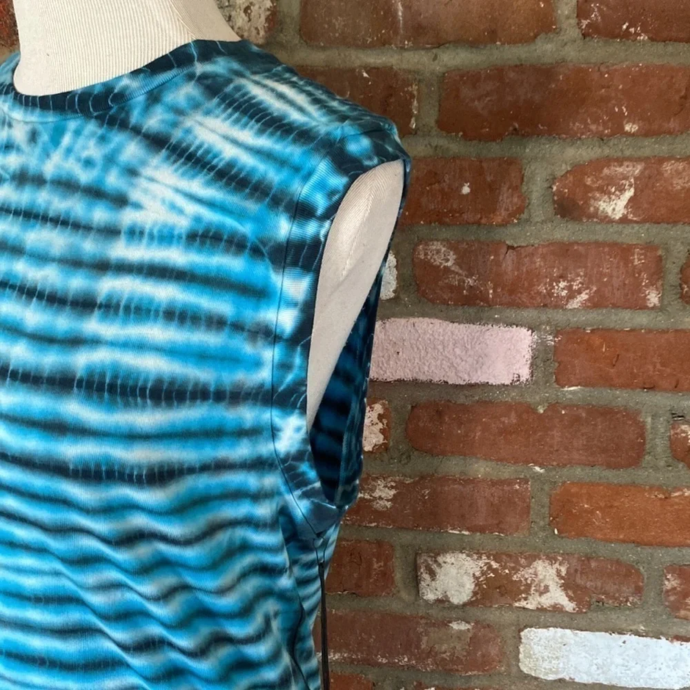AGOLDE Futura Blue Tie-Dyed Muscle Tee Tank Top Sleeveless size medium - Picture 4 of 10